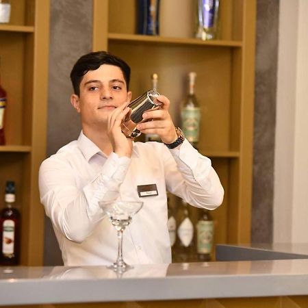 Sun City Hotel & Spa ナフタラン エクステリア 写真